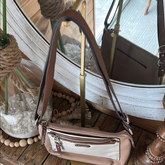 Dana Bushman Brown and Cream Crossbody Bag preloved - Picture 4 of 9